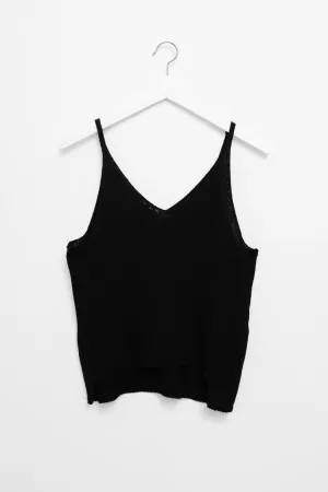 BLACK V KNIT CAMISOLE