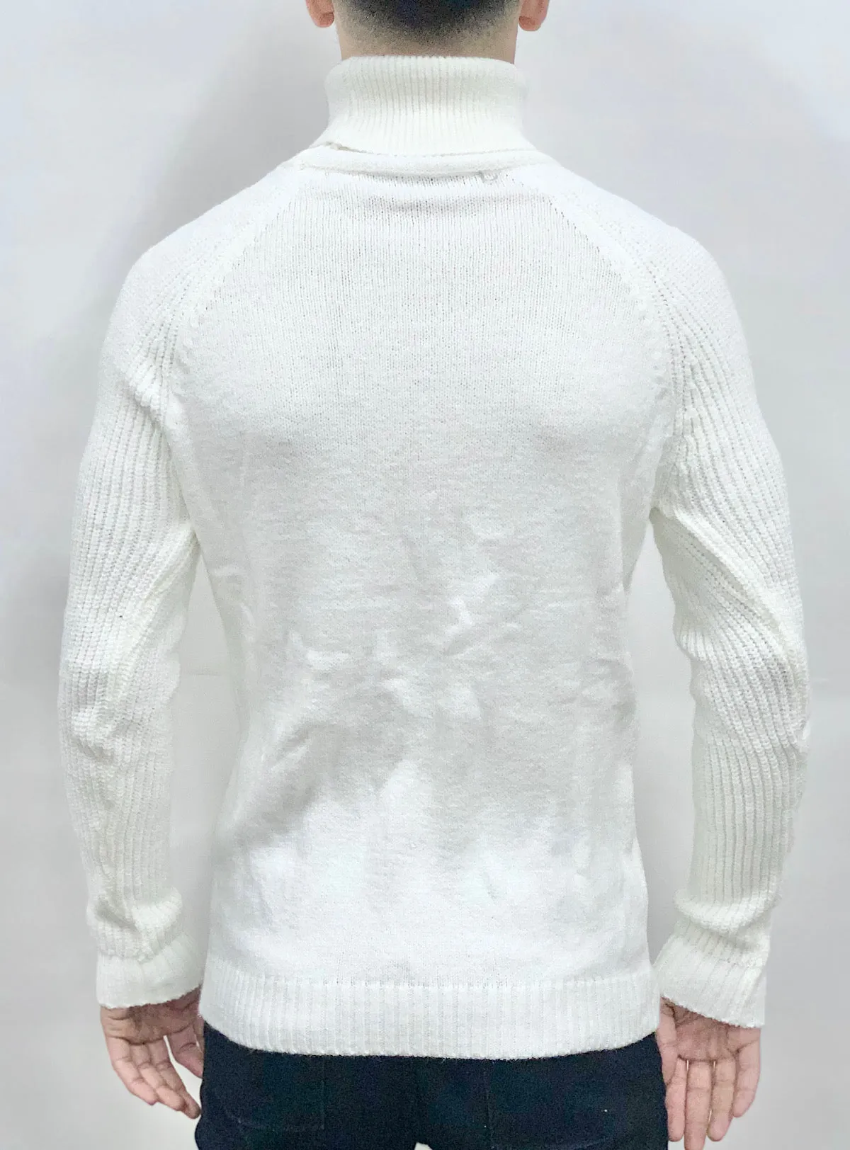 Buyer's Choice Sweater - Turtleneck Middle Print - Cream - T3720