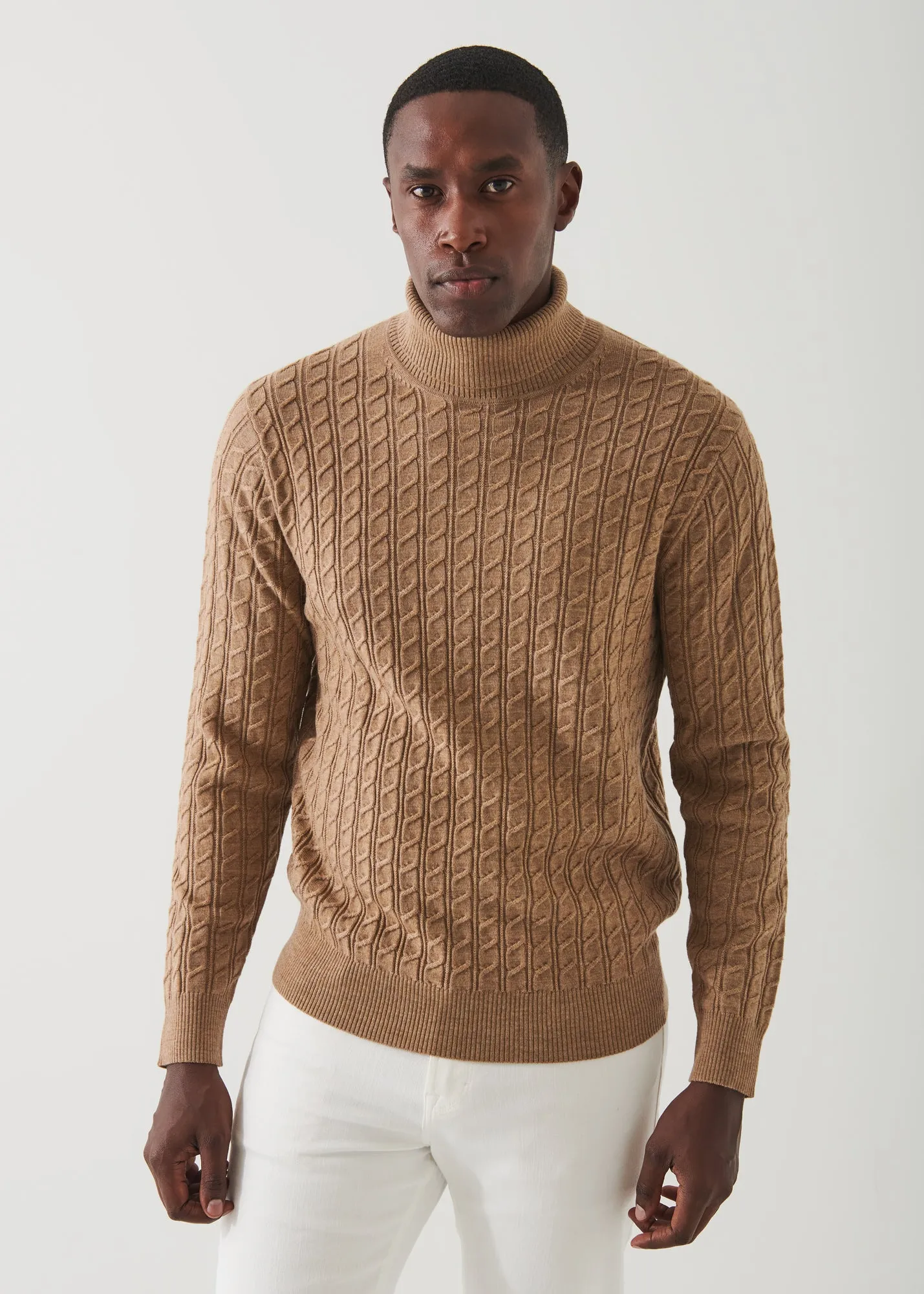 CABLE KNIT TURTLENECK