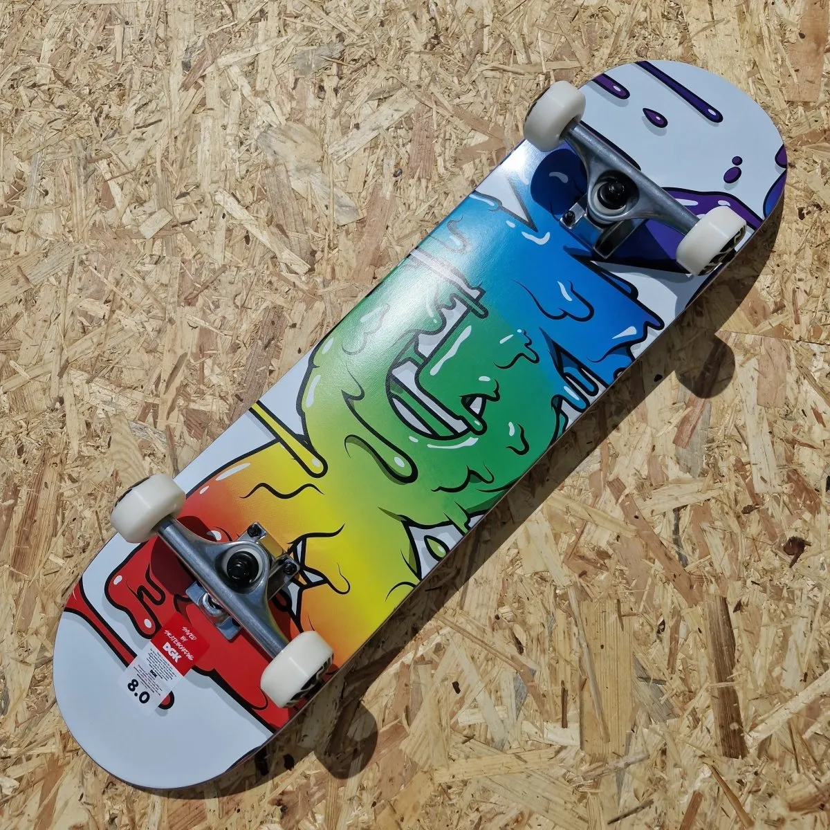 High-Quality DGK Wet Paint 8.0 Complete Skateboard for Enhanced Performance