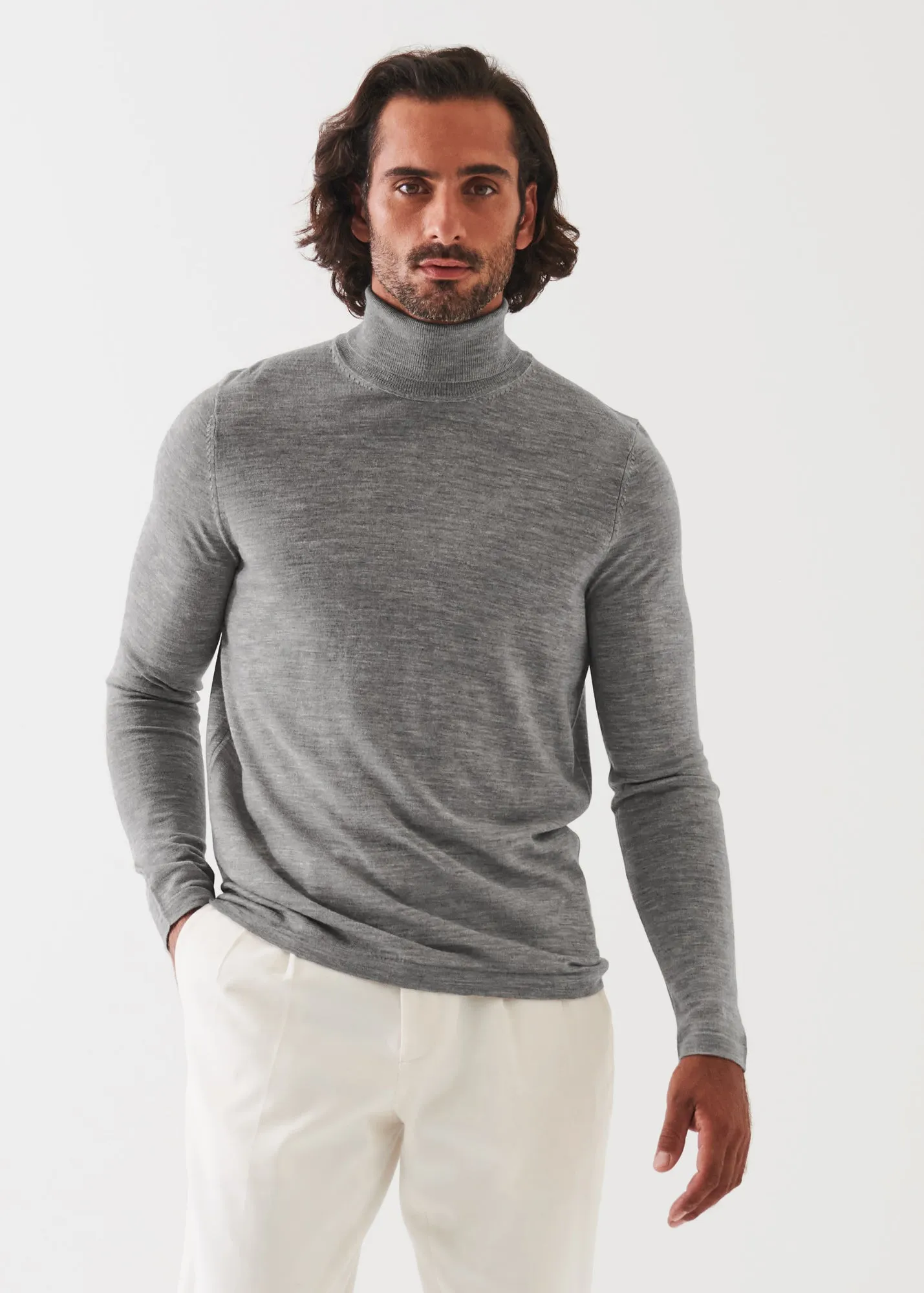 EXTRA-FINE MERINO TURTLENECK