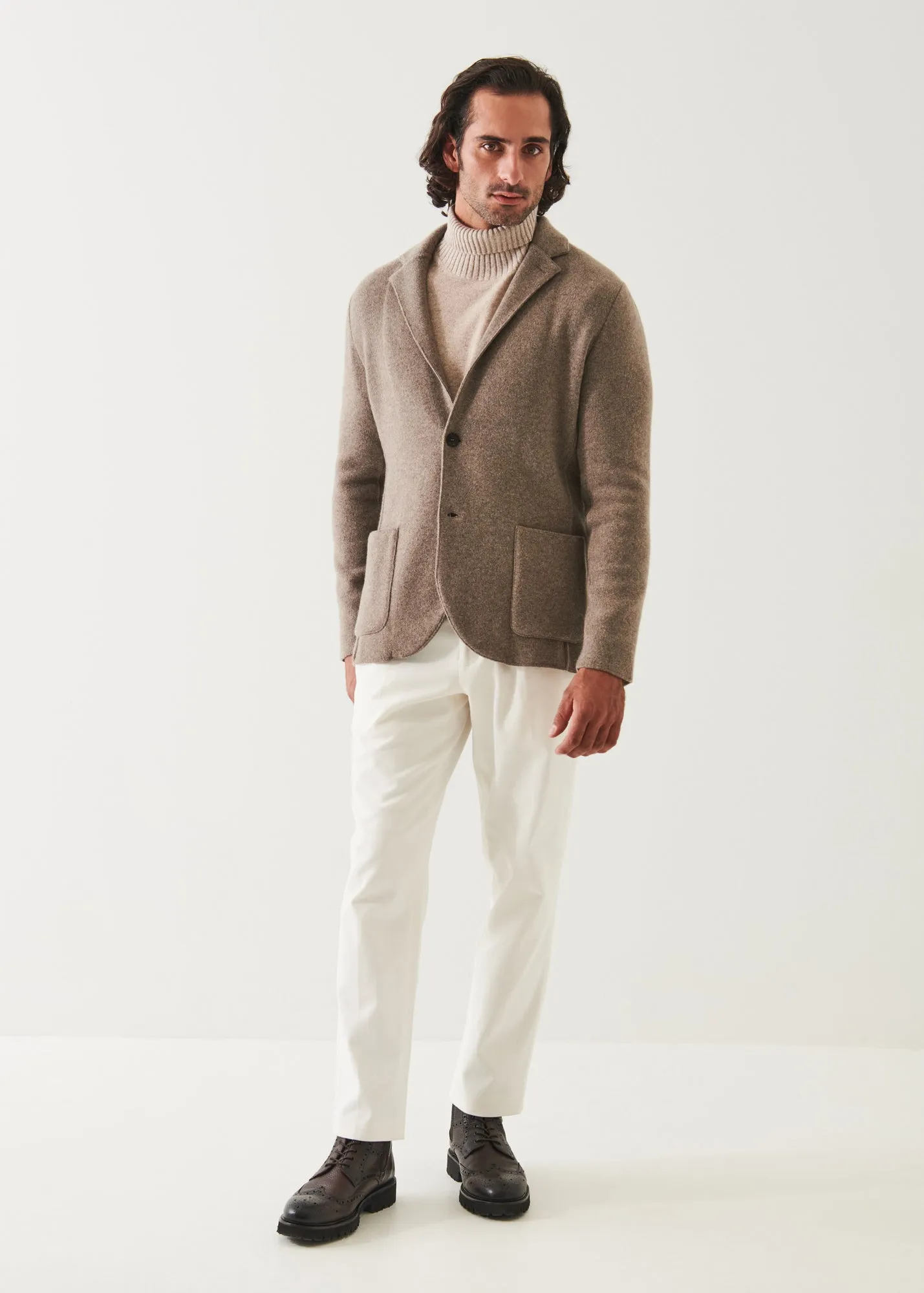 ITALIAN CASHMERE TWO-BUTTON BLAZER