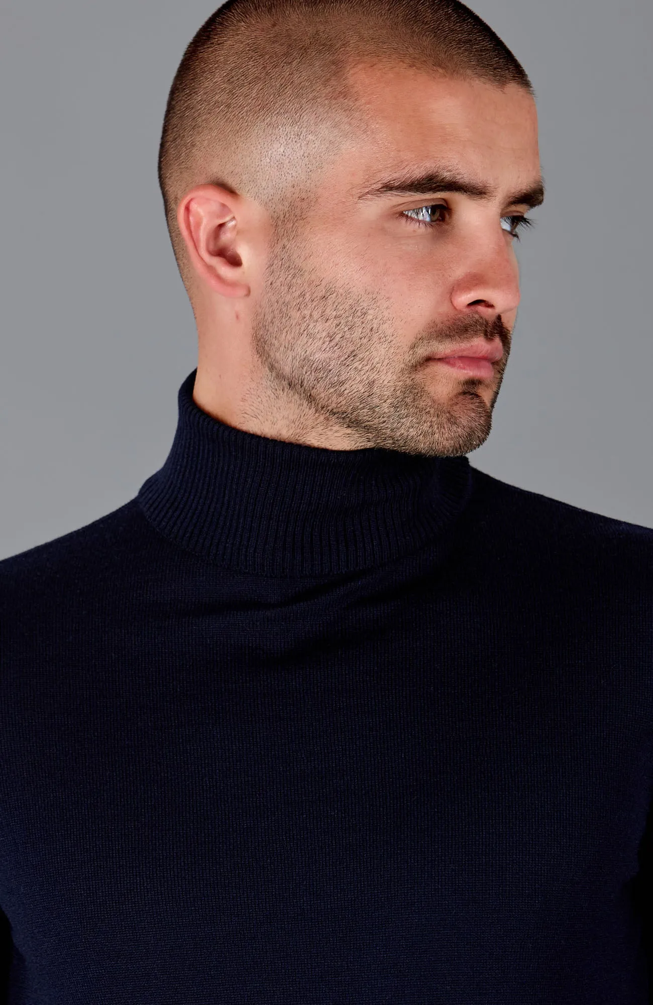 Mens Extra Fine Merino Wool Roll Neck Jumper