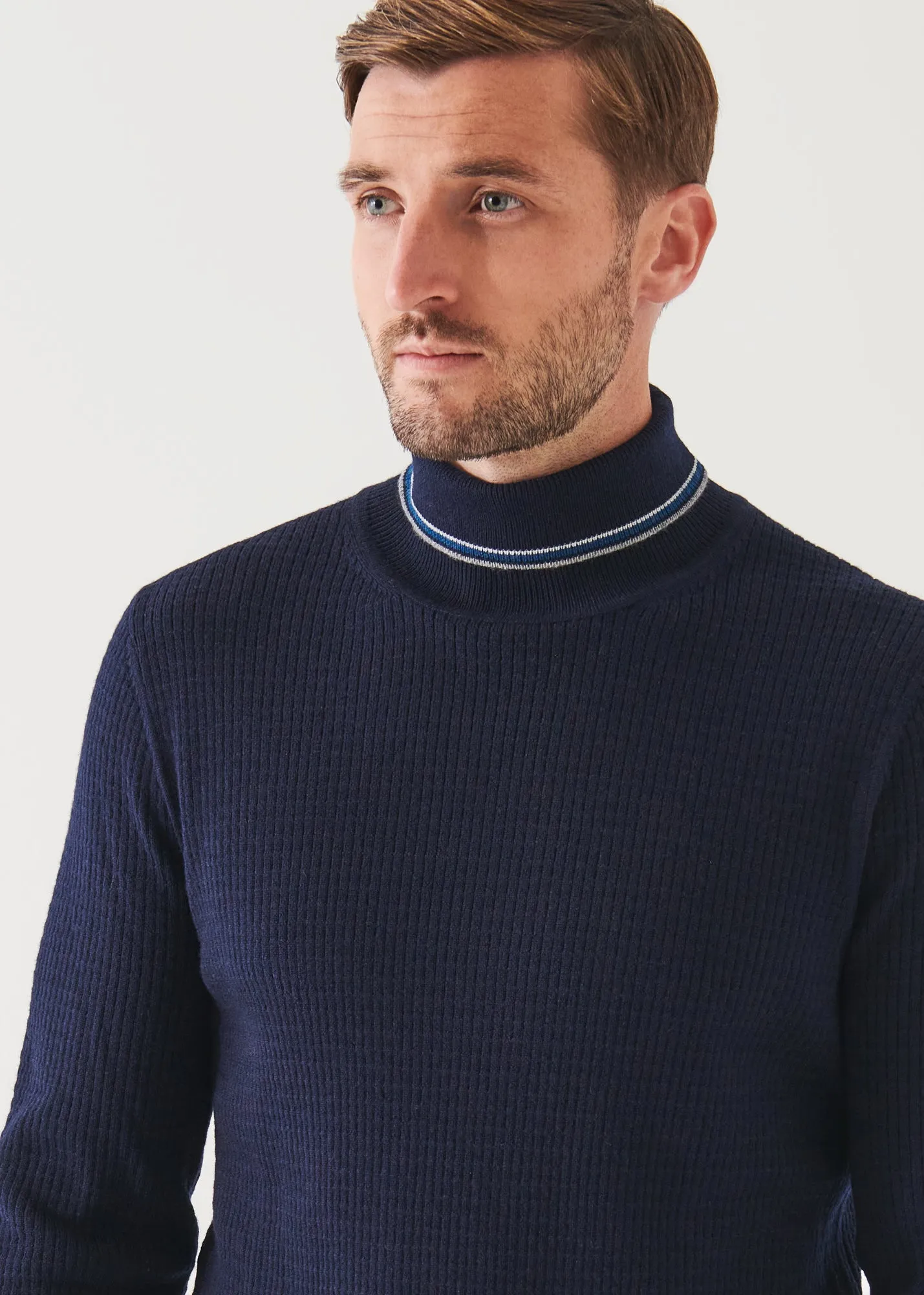 MERINO WAFFLE KNIT TURTLENECK