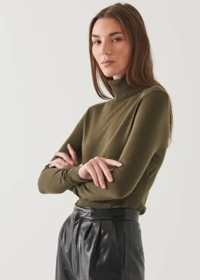 Ultra-Soft Superfine Merino Wool Turtleneck Sweater