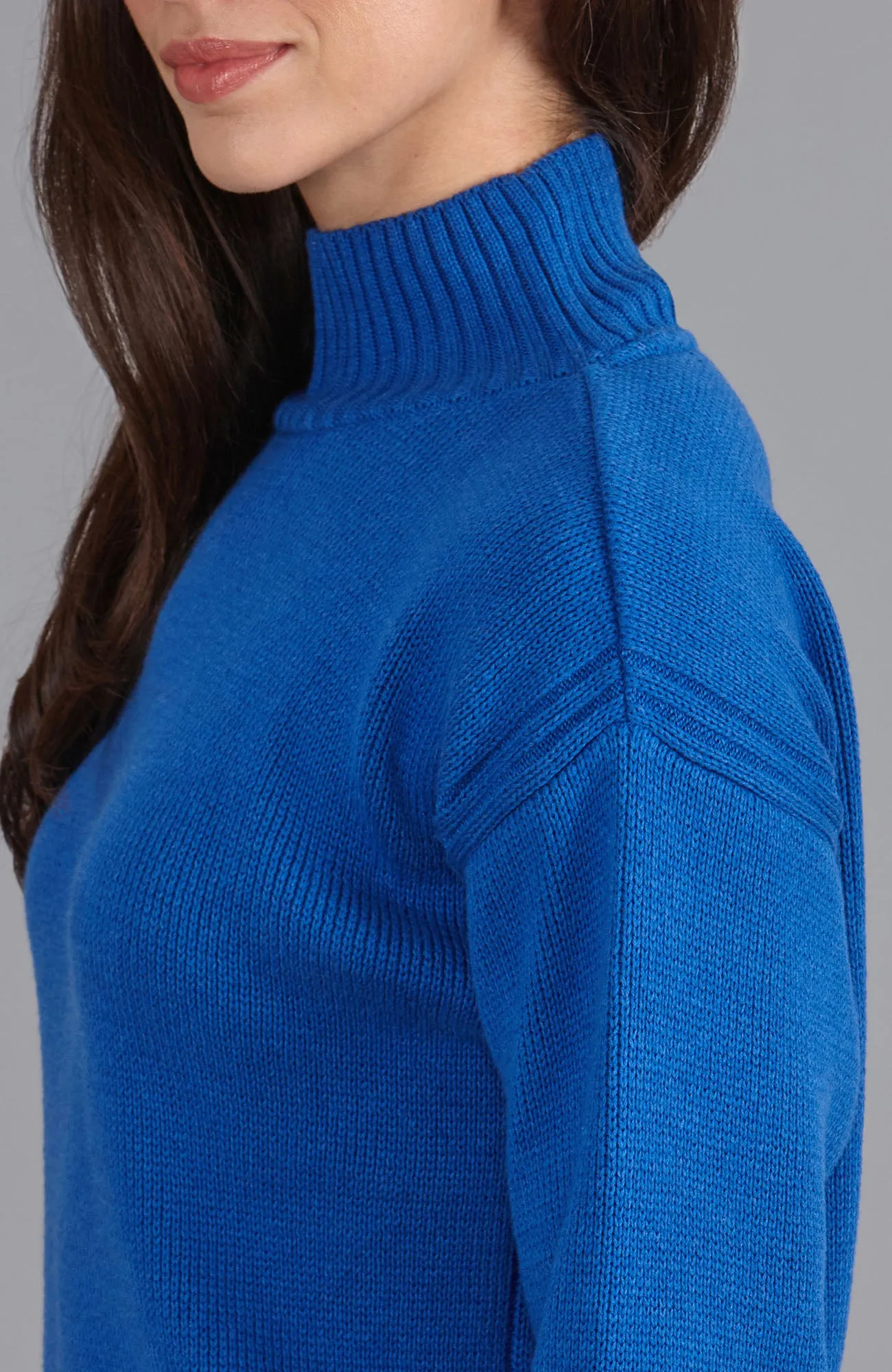 Womens Midweight Cotton Turtleneck Drop Shoulder Jumper